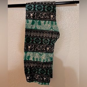 ⚡️rue21 green elephant leggings